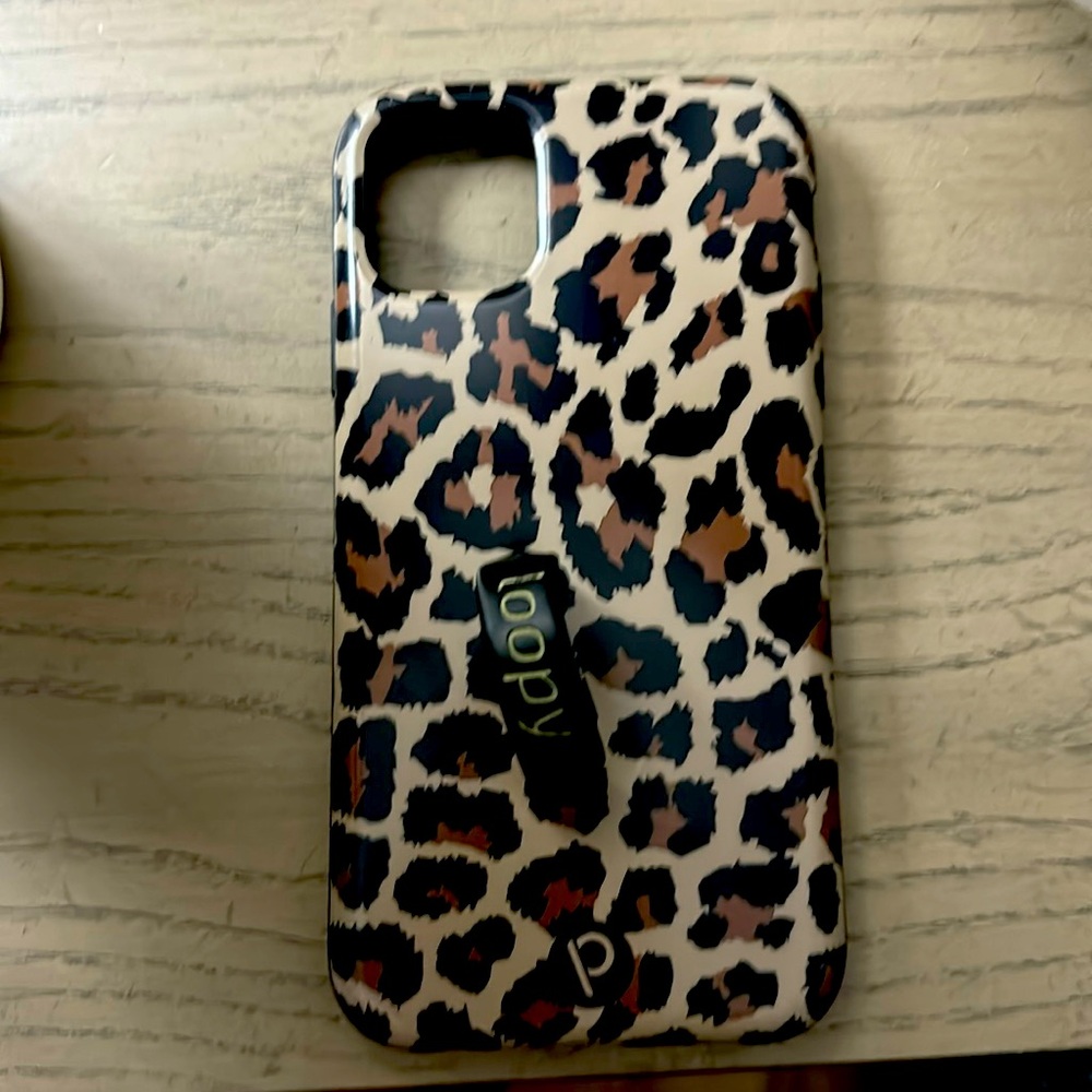 iPhone 11 leopard loopy case (also compatible with iPhone XR)
